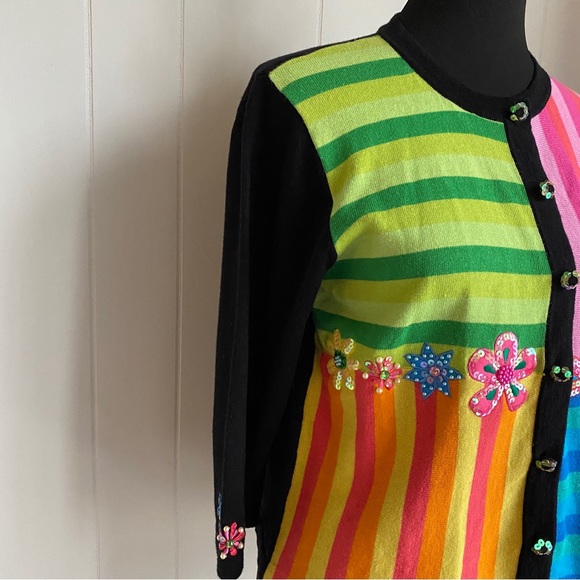 Jack B. Quick Women’s Classic Embellished Black and Floral Sequin Sweater | PS - Picture 10 of 16